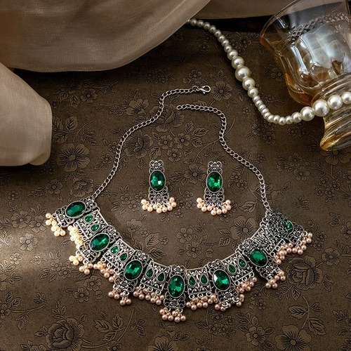A Conjunto De Joyas Retro De Piedra Verde Para Mujer A