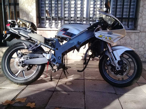 Imagen 3 de 18 de Kawasaki Zxr 250
