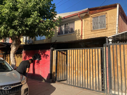 Venta De Casa En Colina, Cerca De Locomocion - Colegios