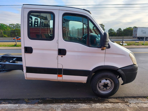 Iveco Daily 35s14 Cab.dupla Chassi 2012- Covelp Americana