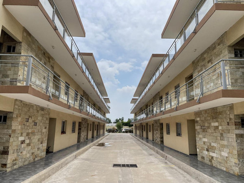 Alquiler Departamento 2 Ambientes Con Cochera - Solares De Moreno Iii - Moreno Sur