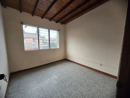 Casa En Venta En Floresta. Cod V13422