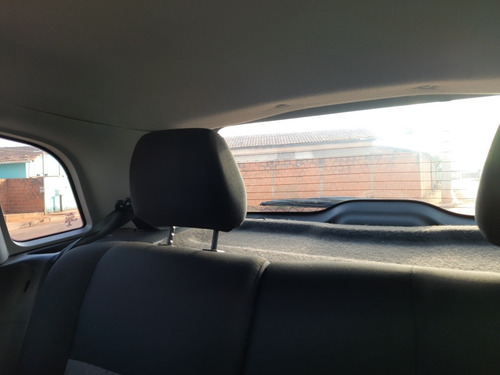 Imagem 6 de 10 de Ford Fiesta 2013 1.6 Se 5p