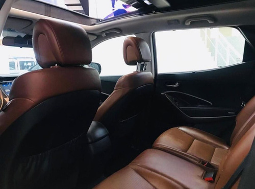 Imagem 6 de 10 de Hyundai Grand Santa Fé Fe/gls 3.3 V6 4x4 Tiptronic 2013/...