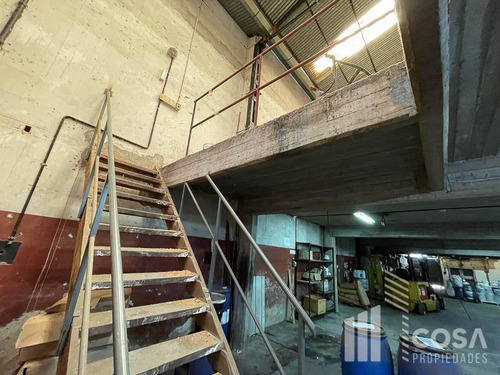Venta Oficina Y Galpon Rosario