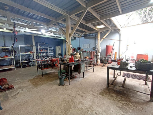 Edificio Comercial En Venta En Avenida Libertador Barquisimeto Lara. Código 23-15252 Excelente Oportunidad Al Mejor Precio Negociable!!!. Comunicate Conmigo! Gracias. Pregunta Sin Compromiso Kv #
