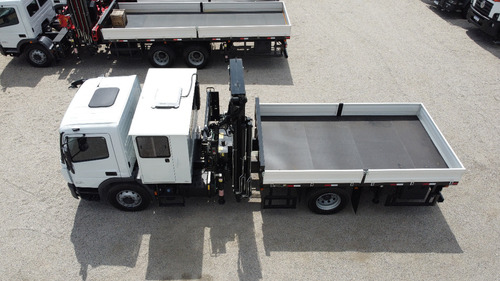 Caminhão Mb Atego 1719 Cabine Itec Munck Argos Agi20.5 2025