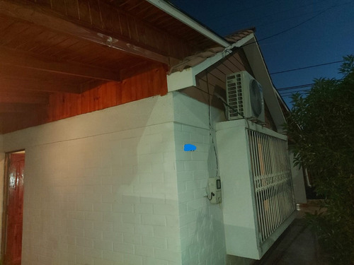 Casa En Venta De 3 Dorm. En Los Andes