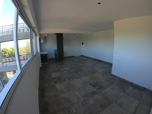 Imagen 5 de 17 de Departamento En Venta, Felipe Boero 510 (2° Piso, N°3), Belén De Escobar