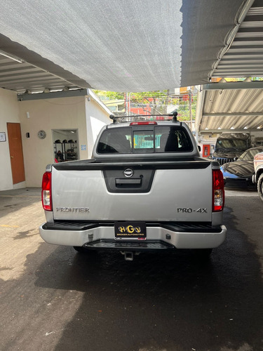 Nissan Frontier 4.0 Pro-4x V6 4x4 At