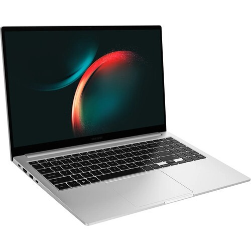 Samsung 15.6  Galaxy Book3 Laptop (silver)