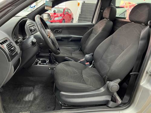 Imagem 12 de 12 de Fiat Strada 2018 1.4 Hard Working Flex 2p