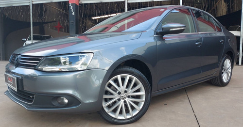 Volkswagen Jetta 2.0 Tsi Highline 200cv Gasolina 4p