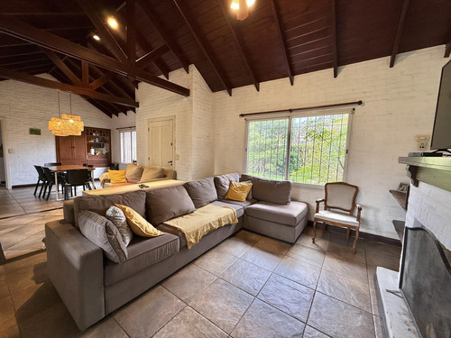 Casa En Venta 3 Dormitorios En Rosario- Fisherton
