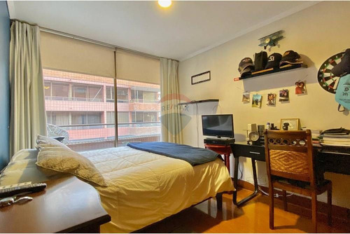 Cómodo Departamento 2d 2b, Con Amplios Espacios