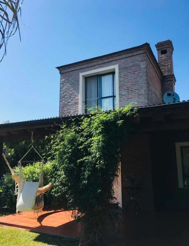 Casa 5 Amb. Barrio Las Condes, Pilar