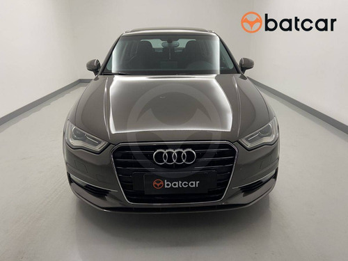 Imagem 2 de 15 de Audi A3 1.8 Tfsi Sedan Ambition 20v 180cv Gasolina 4p