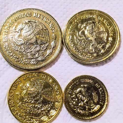 Set De 5 Monedas Mexicanas Con Chapa Color Oro !! (Usado)