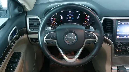 Jeep Grand Cherokee 3.6 LIMITED LUJO V6 4X2