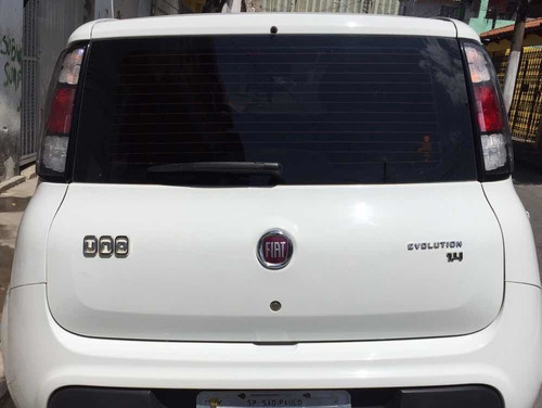 Fiat Uno 2015 1.4 Evolution Flex 5p