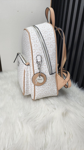 Backpack Guess Dd672430 Nueva 100 % Original Con Etiqueta Blanco Estampado Níquel Beige