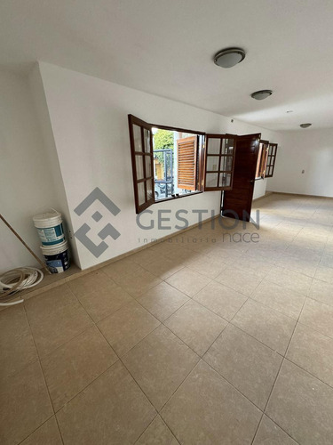 Casa En Venta En La Calera - Opciónal Se Vende Galpón