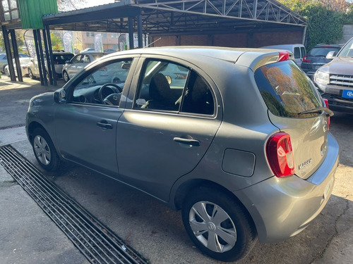 Imagen 8 de 10 de Nissan March Sport Drive 1.6 Año 2019