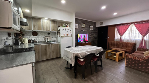 Imagen 2 de 8 de Casa Con Dos Dormitorios En Venta En Ituzaingo Norte