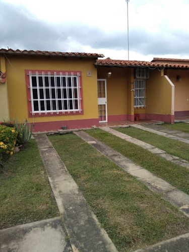 Imagen 2 de 14 de 154692 Am* Venta Townhouse Valle De Oro