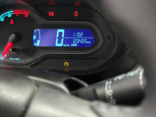 Chevrolet Onix 1.0 MPFI LT 8V FLEX 4P MANUAL