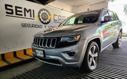 Jeep Grand Cherokee 3.6 Limited Lujo V8 4x2 At