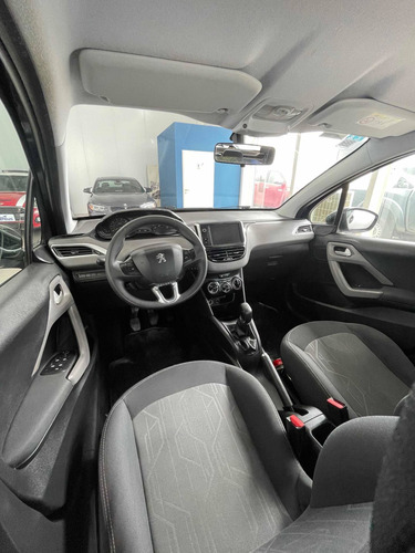 Imagen 13 de 20 de Peugeot 208 Allure 1.5 Nav 2017 Lesbleus