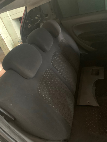 Fiat Punto 1.8 Hlx Flex 5p