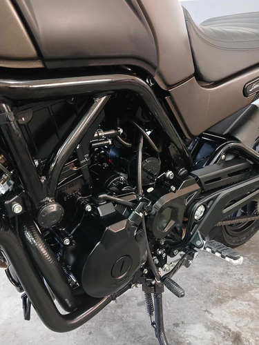 Benelli Leoncino 500