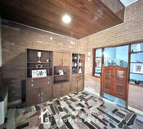 Casa Para Dos Familias Y Galpon En Planta Baja Quilmes Oeste