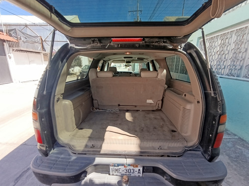 Chevrolet Suburban D Piel Aa Dvd Qc 4x4 At