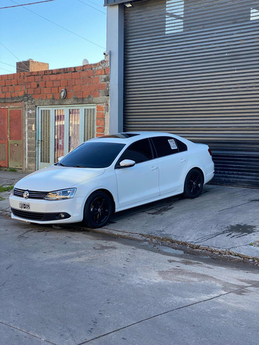 Volkswagen Vento 2.5 Luxury 170cv