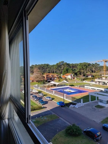 Imagen 3 de 10 de Apartamento En Edificio 12 Lunas De 2 Dormitorios Para Alquiler De Temporada