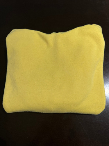 Buzo Con Capucha Amarillo (Usado)