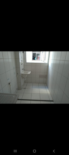 Apartamento 2 Quartos Sala Cozinha/serviço Banh. 1 V Garagem