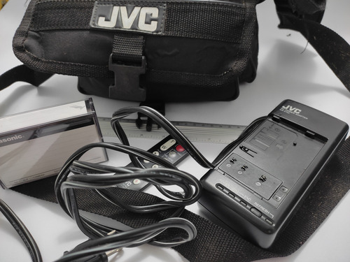 Case Jvc Só Bolsa P Filmadora C Carregador Controle E Fita (Usado)