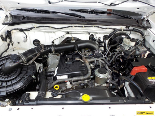 Imagen 11 de 15 de Toyota Hilux Doble Cabina