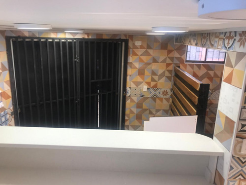 Venta De Casa Son 3 Mini Departamentos Mas Local Comercial