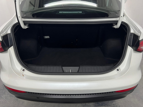 Fiat Cronos 1.8 16v Precision At6