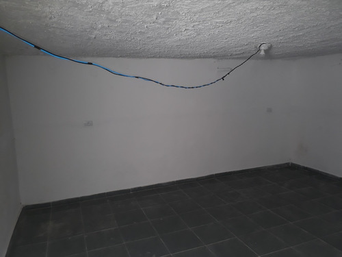 Imagem 13 de 14 de Loja Comercial A Venda R$ 300mil