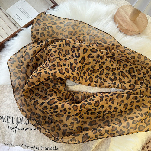/ Pañuelo A La Moda Retro Con Estampado De Leopardo,