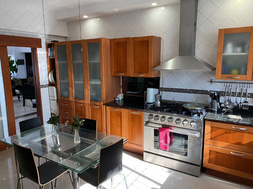 Vendo Penthouse En Piantini