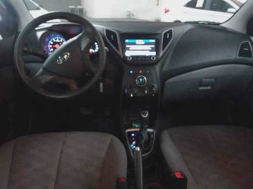 Imagem 3 de 9 de Hyundai Hb20s 1.6 Comfort Plus 16v Flex 4p Automático