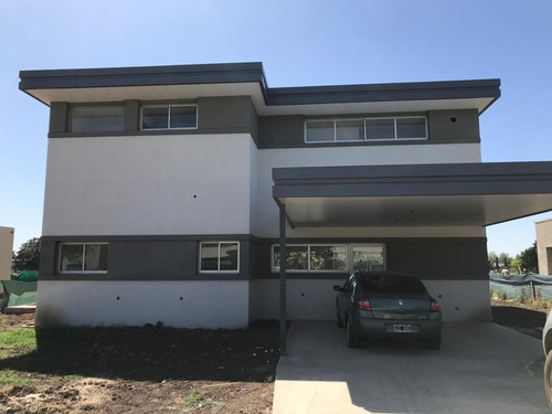 Imagen 21 de 22 de Casa De 3 Dormitorios Puerto Roldán Barrio Privado