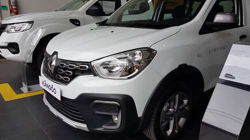 Imagen 4 de 12 de Renault Kangoo Ii Stepway 1.6 Sceii (ra)